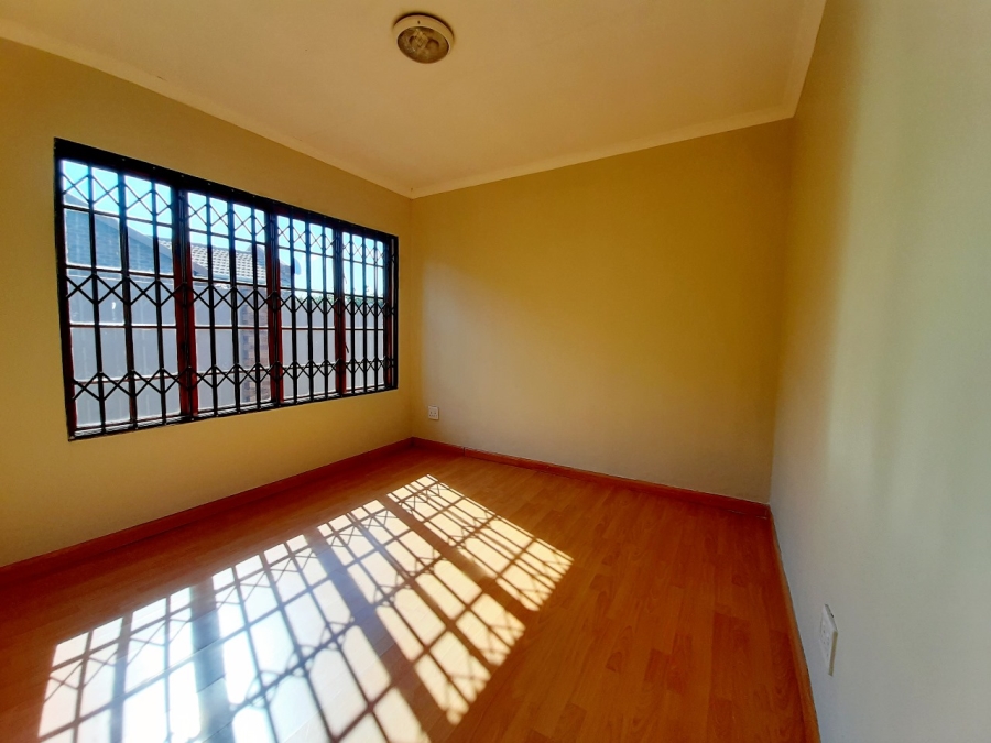 3 Bedroom Property for Sale in Vaalpark Free State